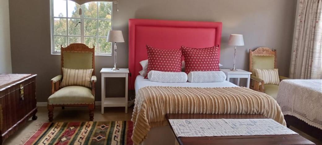 Rocks & Roses Farm Stay Lochiel ภายนอก รูปภาพ